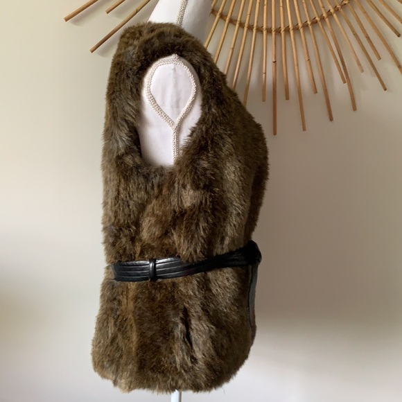 Faux Fur Vest with Black Faux Leather Tie - Picture 3 of 7